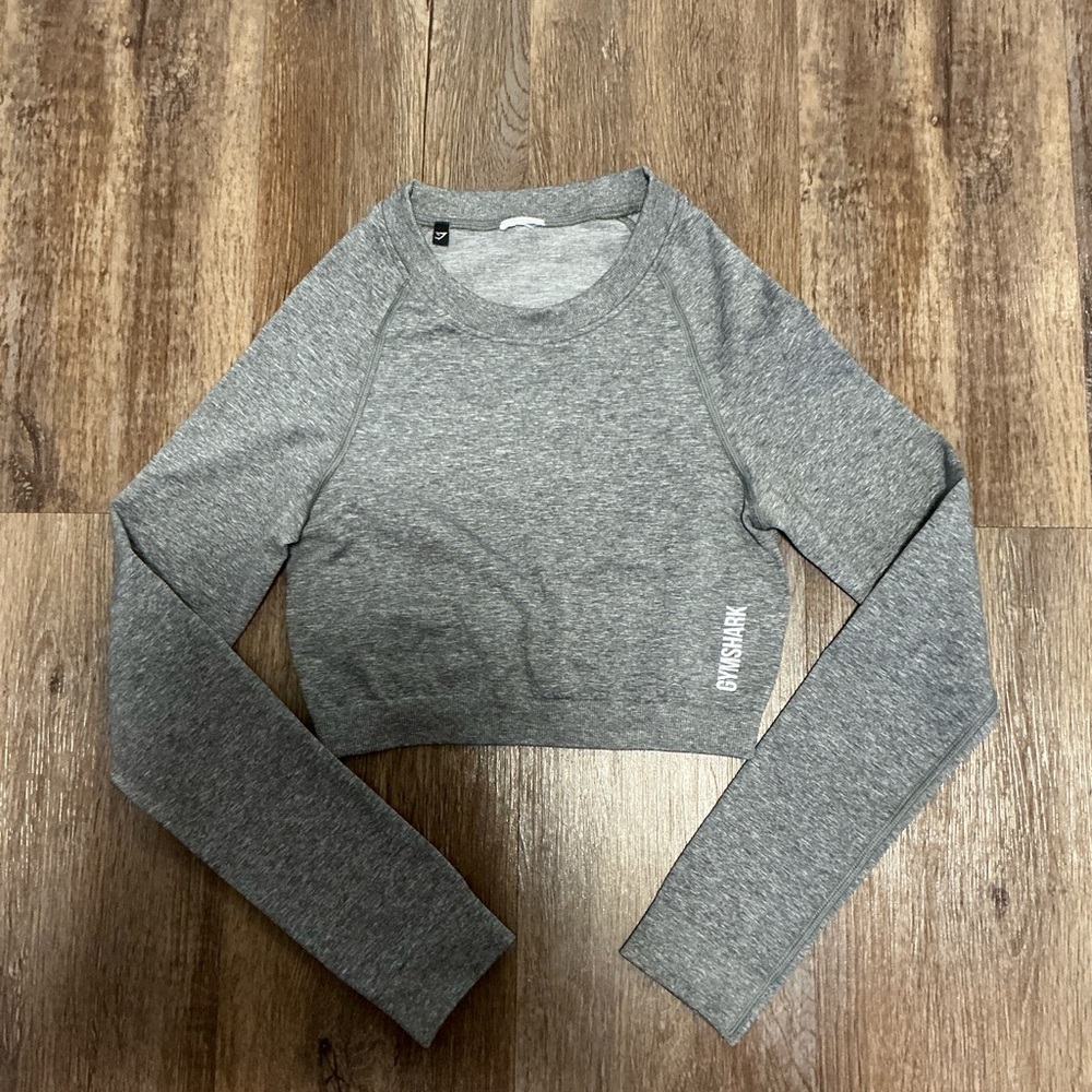 Gymshark Women's Gray Long Sleeve Crop Top